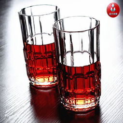 廠家直銷創意洋酒杯 高方格花紋透明玻璃杯，日用百貨促銷禮品之選